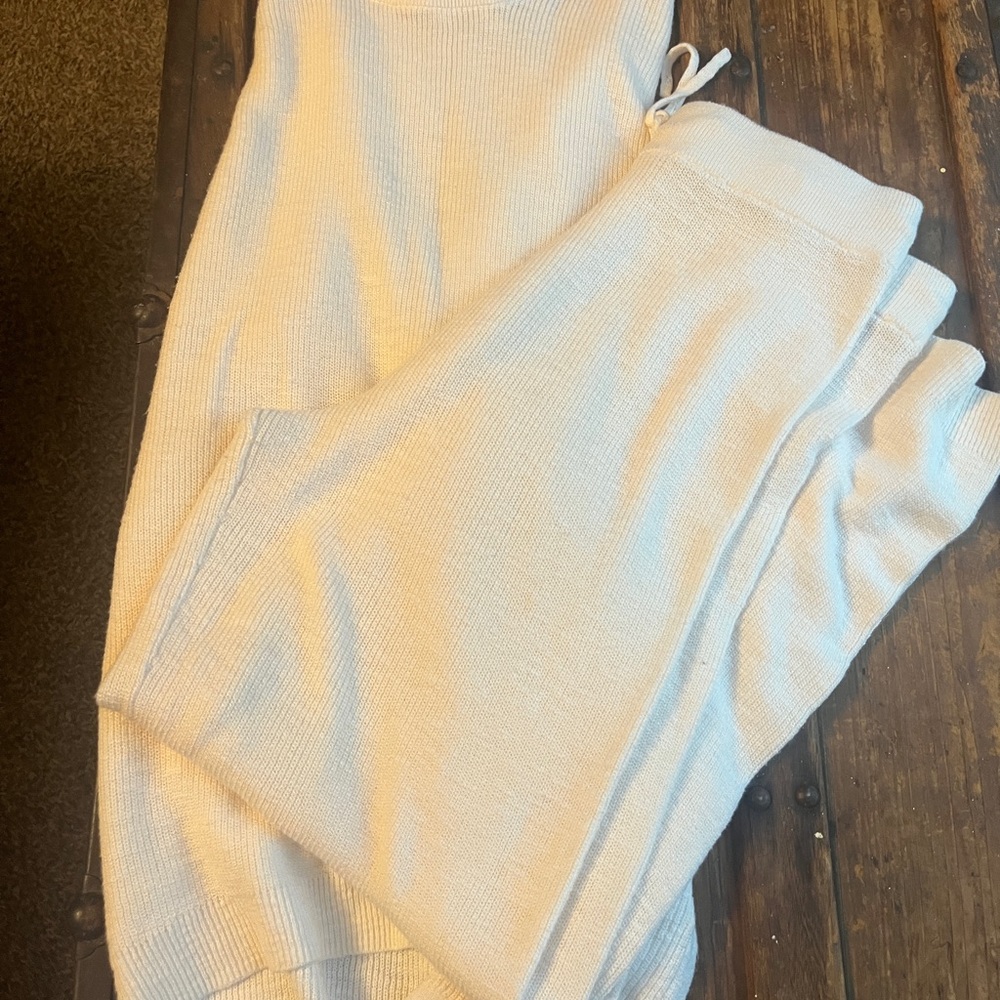 Free People Beach Cream Knit Sweater pant set, size medium - Picture 4 of 4